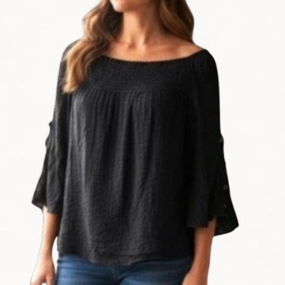 ❤️ Hannah- Supercute Top Black with Layered Ruffled Sleeves - Picture 1 of 9